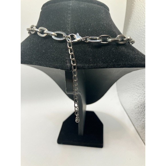 Crystal Victorian Style Gun Metal Gray Chain Statement 19 7/8 Inch Necklace! - Picture 6 of 8